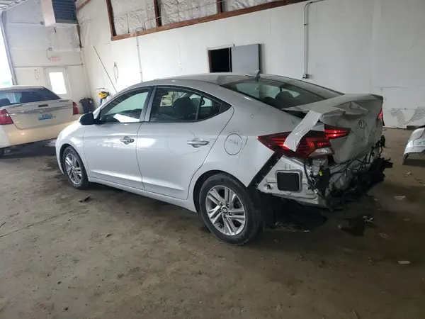 KMHD84LF4KU771179 2019 HYUNDAI ELANTRA - Image 2
