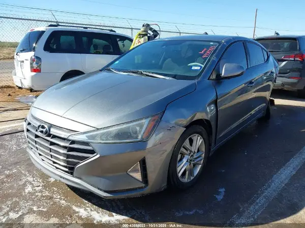 KMHD84LF4KU772753 2019 HYUNDAI ELANTRA - Image 2