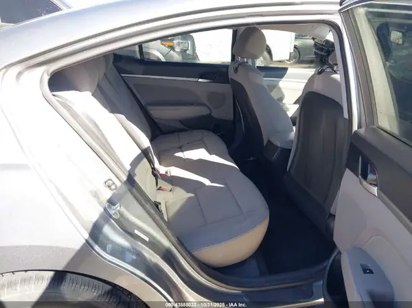 KMHD84LF4KU772753 2019 HYUNDAI ELANTRA - Image 8