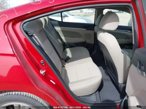 KMHD84LF4KU780545 2019 HYUNDAI ELANTRA - Image 8