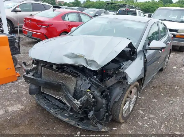 KMHD84LF4KU780769 2019 HYUNDAI ELANTRA - Image 2