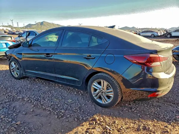KMHD84LF4KU781131 2019 HYUNDAI ELANTRA - Image 2