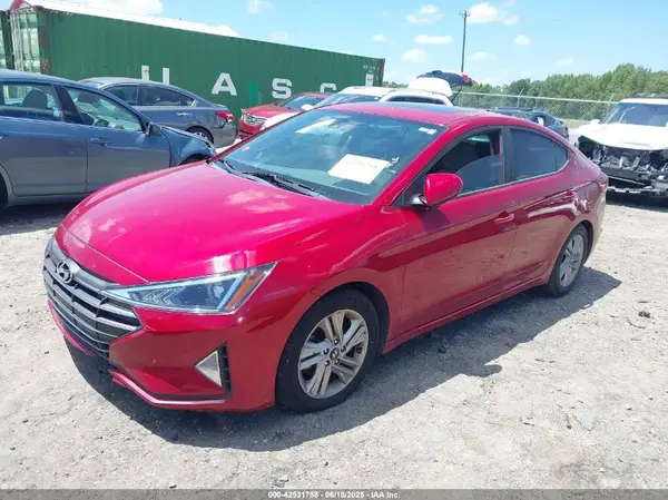 KMHD84LF4KU781808 2019 HYUNDAI ELANTRA - Image 2