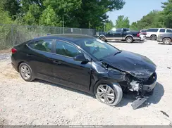KMHD84LF4KU782621 2019 HYUNDAI ELANTRA