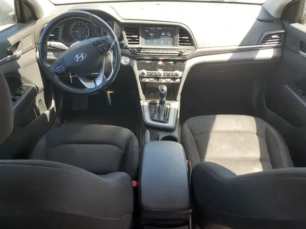 KMHD84LF4KU805895 2019 HYUNDAI ELANTRA - Image 8