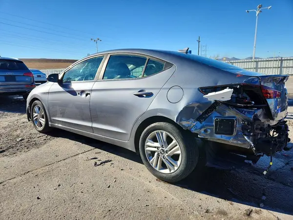KMHD84LF4KU824852 2019 HYUNDAI ELANTRA - Image 2