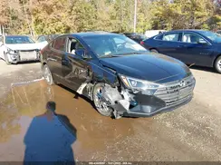 KMHD84LF4KU830229 2019 HYUNDAI ELANTRA