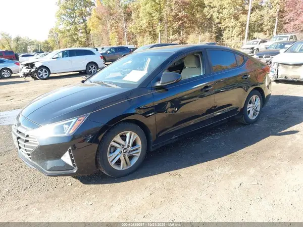 KMHD84LF4KU830229 2019 HYUNDAI ELANTRA - Image 2