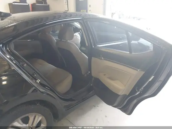 KMHD84LF4KU843367 2019 HYUNDAI ELANTRA - Image 8