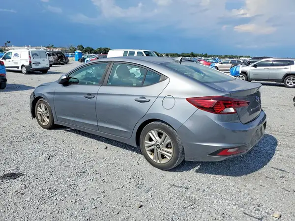 KMHD84LF4KU845796 2019 HYUNDAI ELANTRA - Image 2