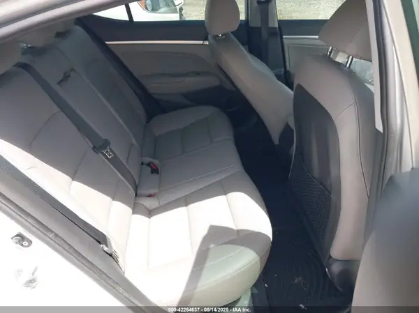 KMHD84LF4KU864915 2019 HYUNDAI ELANTRA - Image 8