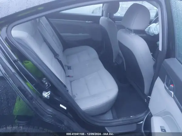 KMHD84LF4KU865532 2019 HYUNDAI ELANTRA - Image 8