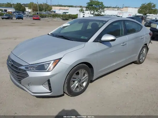 KMHD84LF4KU865739 2019 HYUNDAI ELANTRA - Image 2