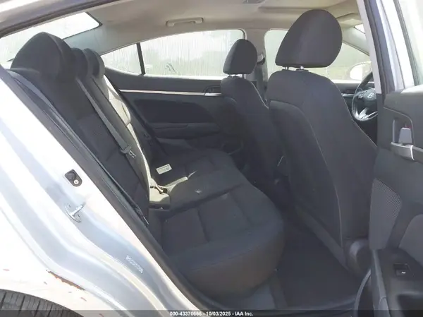 KMHD84LF4KU865739 2019 HYUNDAI ELANTRA - Image 8