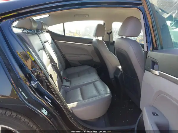 KMHD84LF4LU073821 2020 HYUNDAI ELANTRA - Image 8