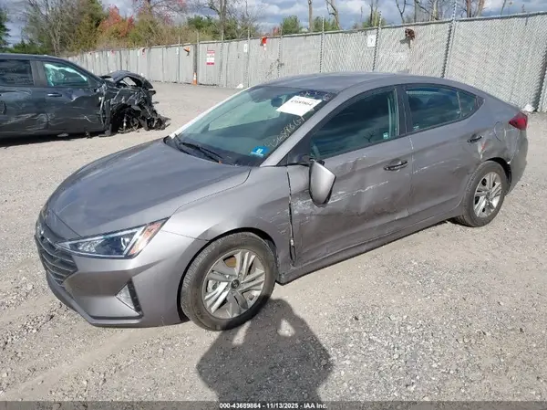KMHD84LF4LU091705 2020 HYUNDAI ELANTRA - Image 2