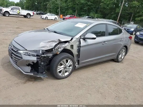 KMHD84LF4LU904203 2020 HYUNDAI ELANTRA - Image 2