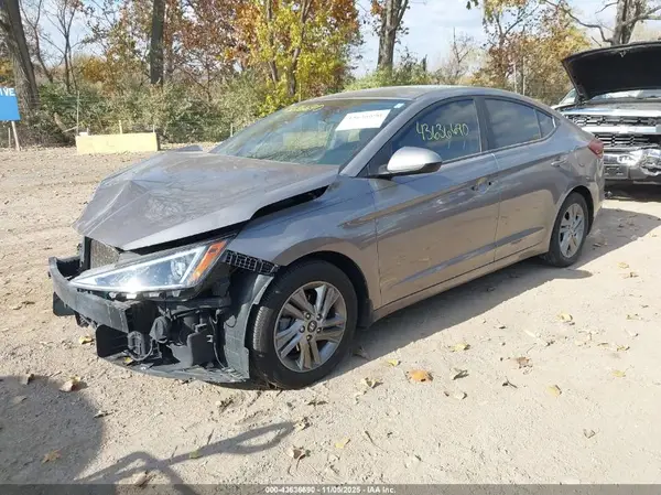 KMHD84LF4LU905951 2020 HYUNDAI ELANTRA - Image 2