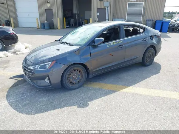 KMHD84LF4LU906517 2020 HYUNDAI ELANTRA - Image 2