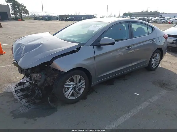 KMHD84LF4LU942644 2020 HYUNDAI ELANTRA - Image 2