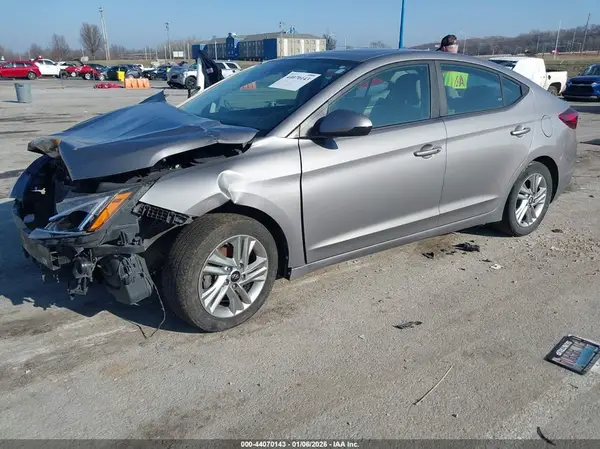 KMHD84LF4LU979662 2020 HYUNDAI ELANTRA - Image 2