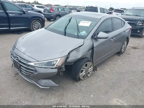 KMHD84LF4LU999569 2020 HYUNDAI ELANTRA - Image 2