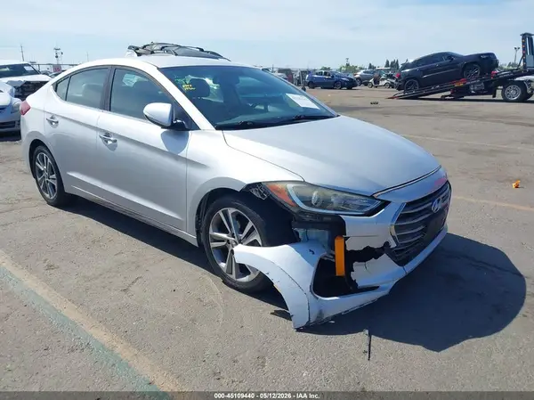 KMHD84LF5HU073334 2017 HYUNDAI ELANTRA - Image 1