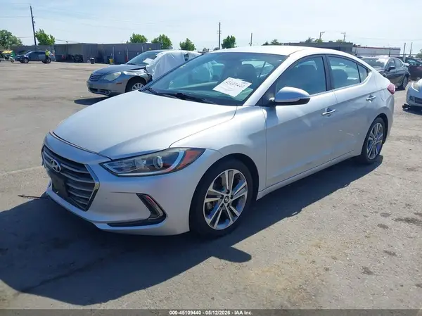 KMHD84LF5HU073334 2017 HYUNDAI ELANTRA - Image 2