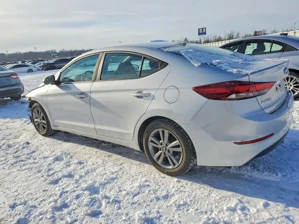 KMHD84LF5HU074371 2017 HYUNDAI ELANTRA - Image 2