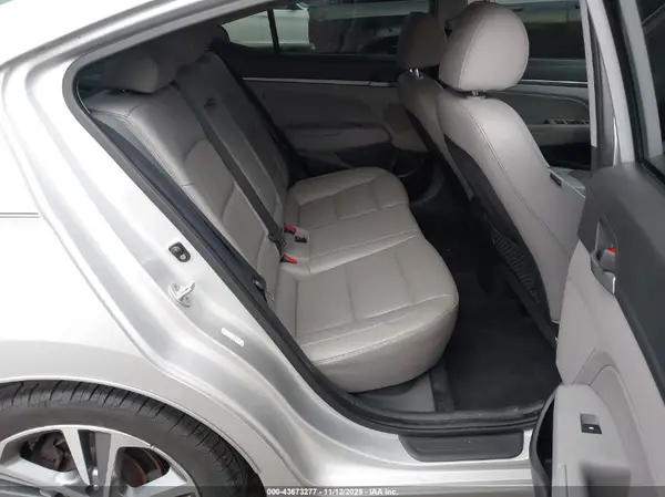KMHD84LF5HU076637 2017 HYUNDAI ELANTRA - Image 8