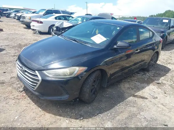 KMHD84LF5HU085340 2017 HYUNDAI ELANTRA - Image 2