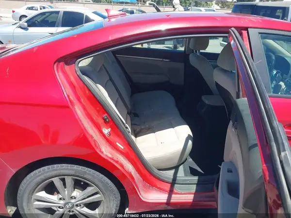 KMHD84LF5HU104145 2017 HYUNDAI ELANTRA - Image 8