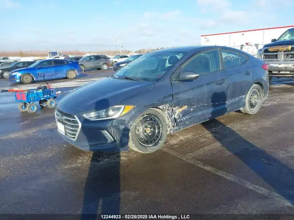 KMHD84LF5HU132026 2017 HYUNDAI ELANTRA - Image 2