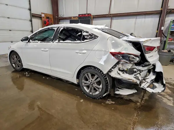 KMHD84LF5HU133855 2017 HYUNDAI ELANTRA - Image 2