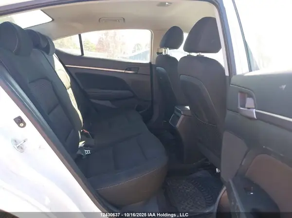 KMHD84LF5HU134147 2017 HYUNDAI ELANTRA - Image 8