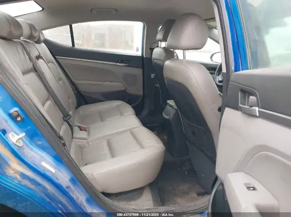 KMHD84LF5HU135296 2017 HYUNDAI ELANTRA - Image 8