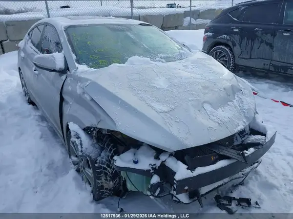 KMHD84LF5HU142636 2017 HYUNDAI ELANTRA - Image 1