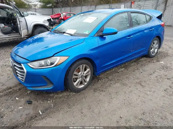 KMHD84LF5HU144922 2017 HYUNDAI ELANTRA - Image 2