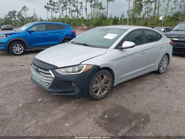 KMHD84LF5HU149747 2017 HYUNDAI ELANTRA - Image 2