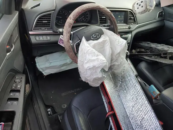 KMHD84LF5HU151191 2017 HYUNDAI ELANTRA - Image 8