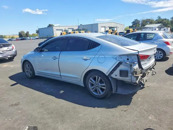 KMHD84LF5HU164278 2017 HYUNDAI ELANTRA - Image 2