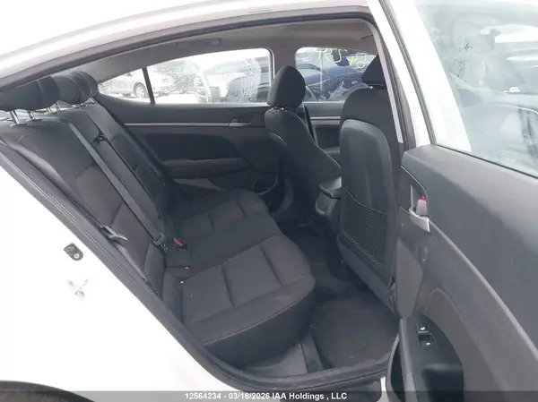 KMHD84LF5HU168654 2017 HYUNDAI ELANTRA - Image 8