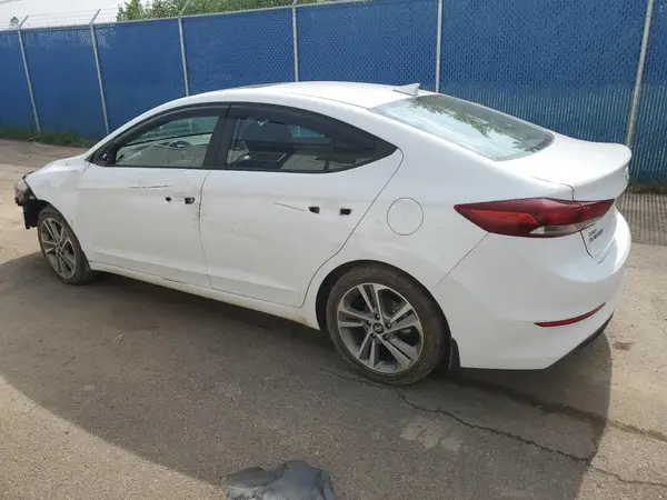 KMHD84LF5HU175118 2017 HYUNDAI ELANTRA - Image 2