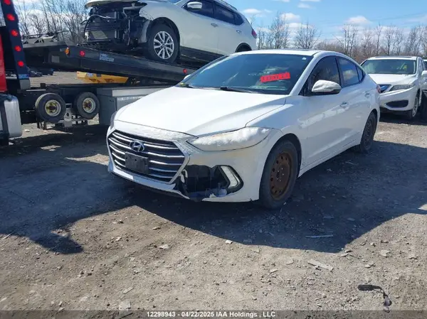 KMHD84LF5HU188077 2017 HYUNDAI ELANTRA - Image 2