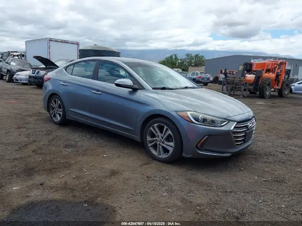 KMHD84LF5HU193876 2017 HYUNDAI ELANTRA - Image 1