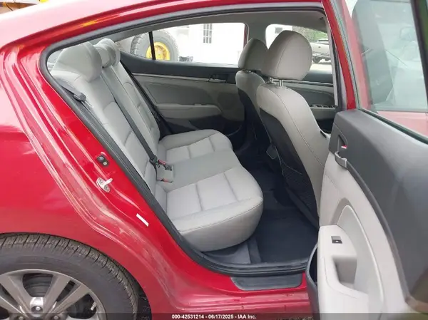 KMHD84LF5HU194364 2017 HYUNDAI ELANTRA - Image 8