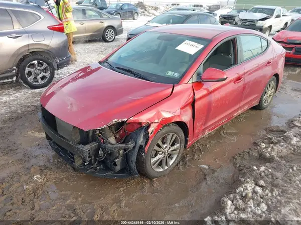 KMHD84LF5HU197359 2017 HYUNDAI ELANTRA - Image 2