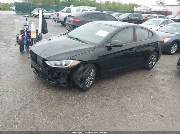 KMHD84LF5HU207016 2017 HYUNDAI ELANTRA - Image 2