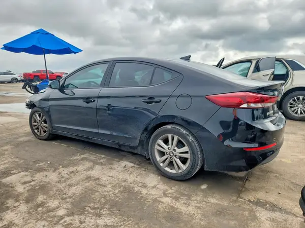 KMHD84LF5HU207176 2017 HYUNDAI ELANTRA - Image 2