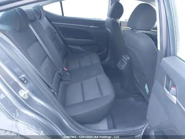 KMHD84LF5HU222129 2017 HYUNDAI ELANTRA - Image 8